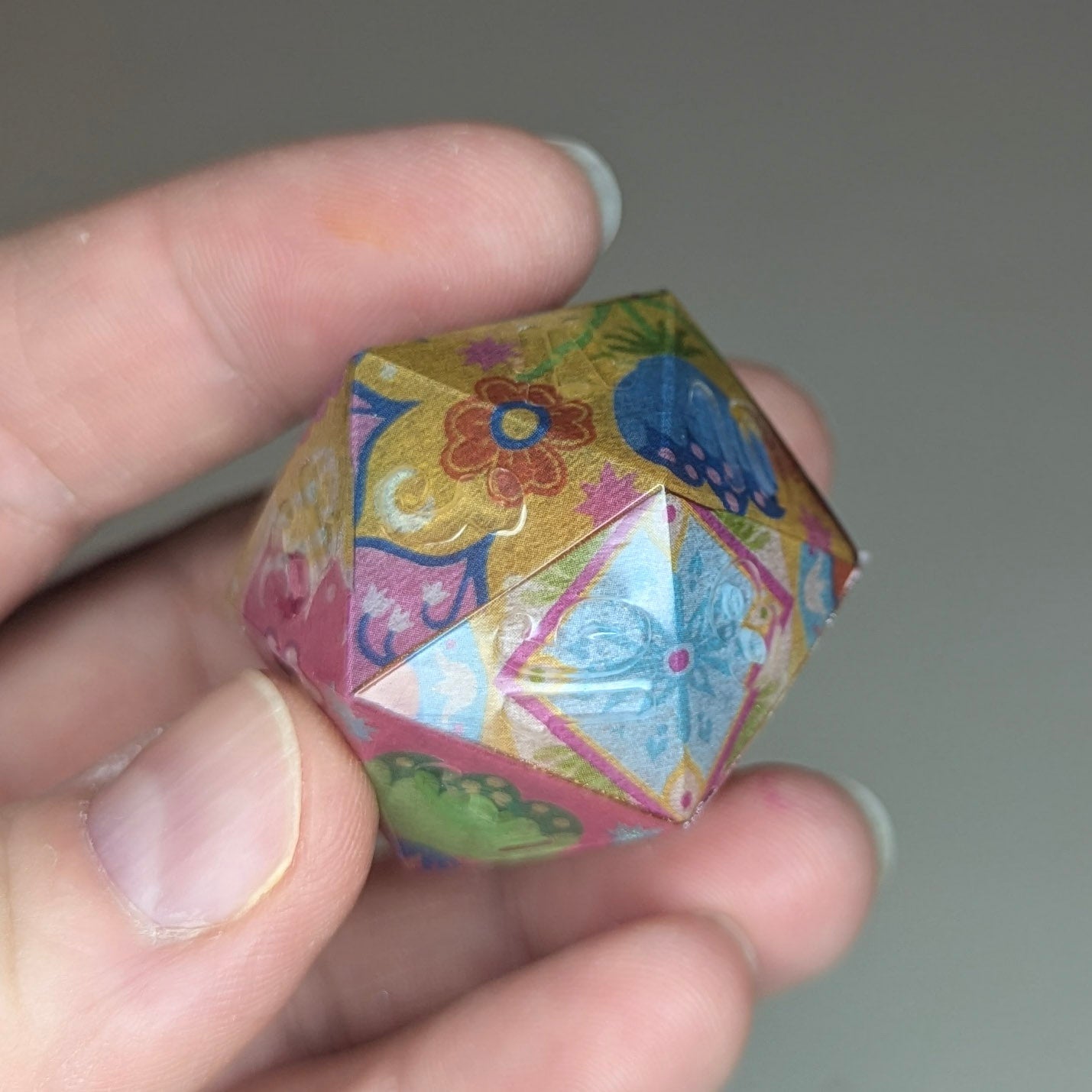 Patchwork Cloak - 35mm Chonk D20