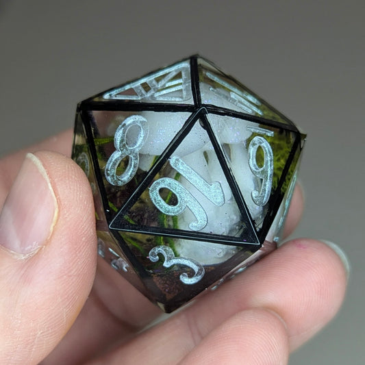 Faewild Terrarium - 35mm Chonk D20