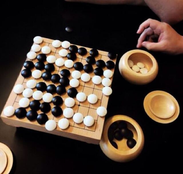 Cờ vây là trò chơi giải trí thú vị cho các bạn muốn trải nghiệm