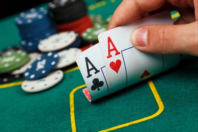 Poker là game bài được rất nhiều người yêu thích trên thế giới