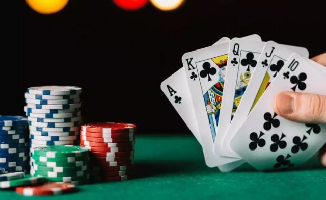 Chi tiết cách chơi poker xì tố từ A - Z cho người mới