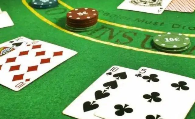 Nắm được luật chơi kéo xì dách là một trong các mẹo chơi hiệu quả