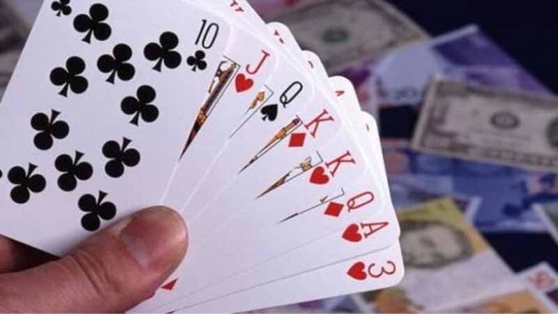 Bài tiến lên miền Nam có thối 2 không? Giải thích luật chơi đầy đủ nhất