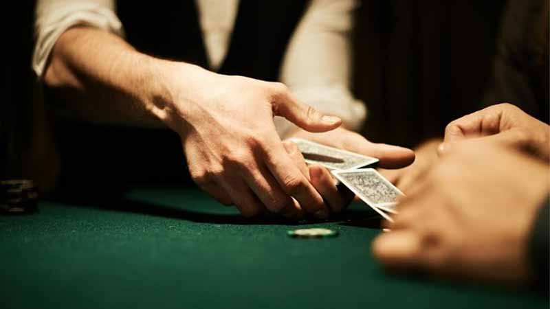 Liêng có được tính 10 điểm không? Người chơi cần biết điều này