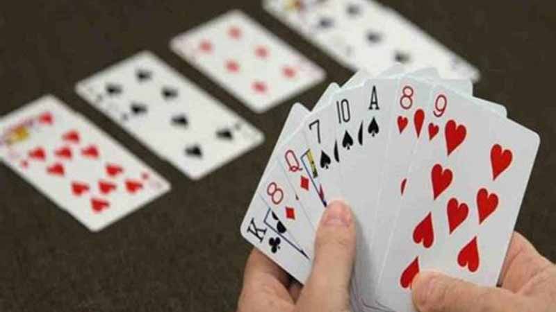 Bài Tiến Lên bao nhiêu lá? Cách chơi, cách chia bài và luật chi tiết cho người mới