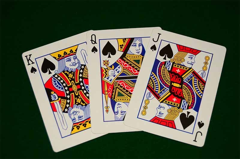 Liêng đồng hoa với sáp cái nào lớn hơn? Giải thích chi tiết nhất 