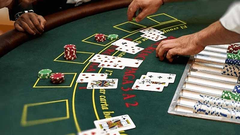 Xì tố có phải Poker không? Hiểu đúng bản chất để chơi không nhầm luật
