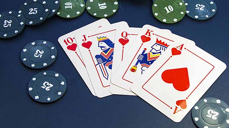 Xì tố và xì dách khác nhau thế nào? Góc nhìn chuyên gia cho người mới bắt đầu 