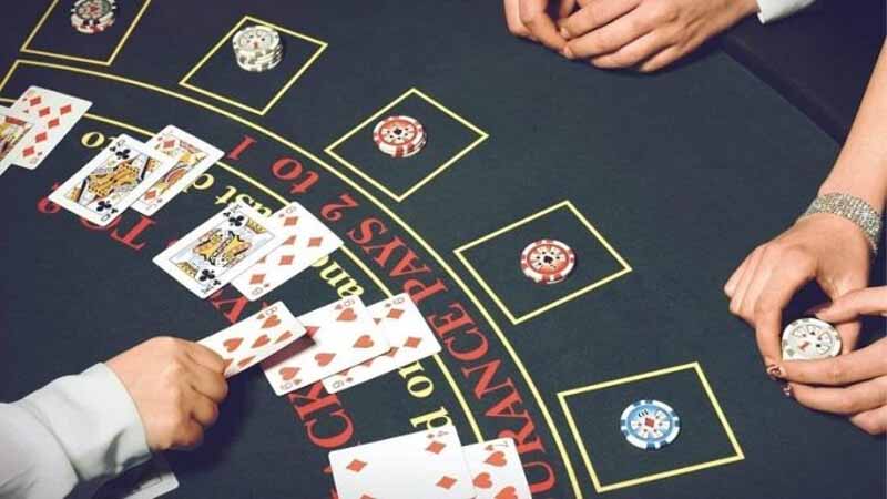 Xì tố và xì dách khác nhau thế nào? Góc nhìn chuyên gia cho người mới bắt đầu 