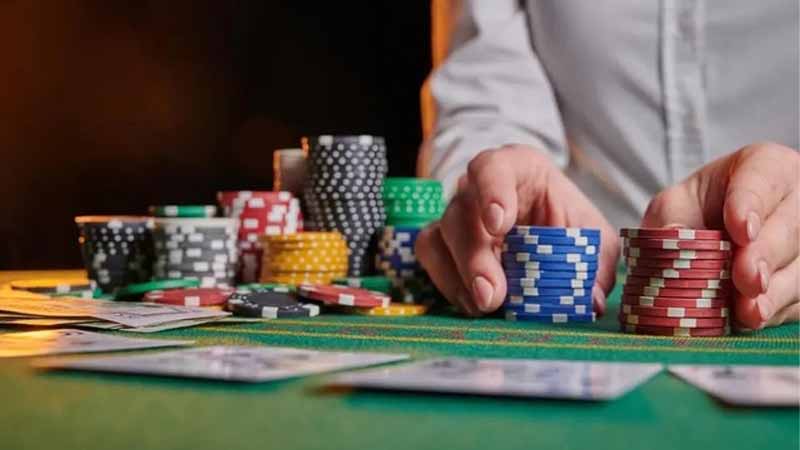 Xì tố và xì dách khác nhau thế nào? Góc nhìn chuyên gia cho người mới bắt đầu 