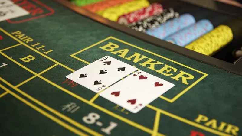 Thuật ngữ bài Baccarat: Từ cơ bản đến nâng cao cho người mới 